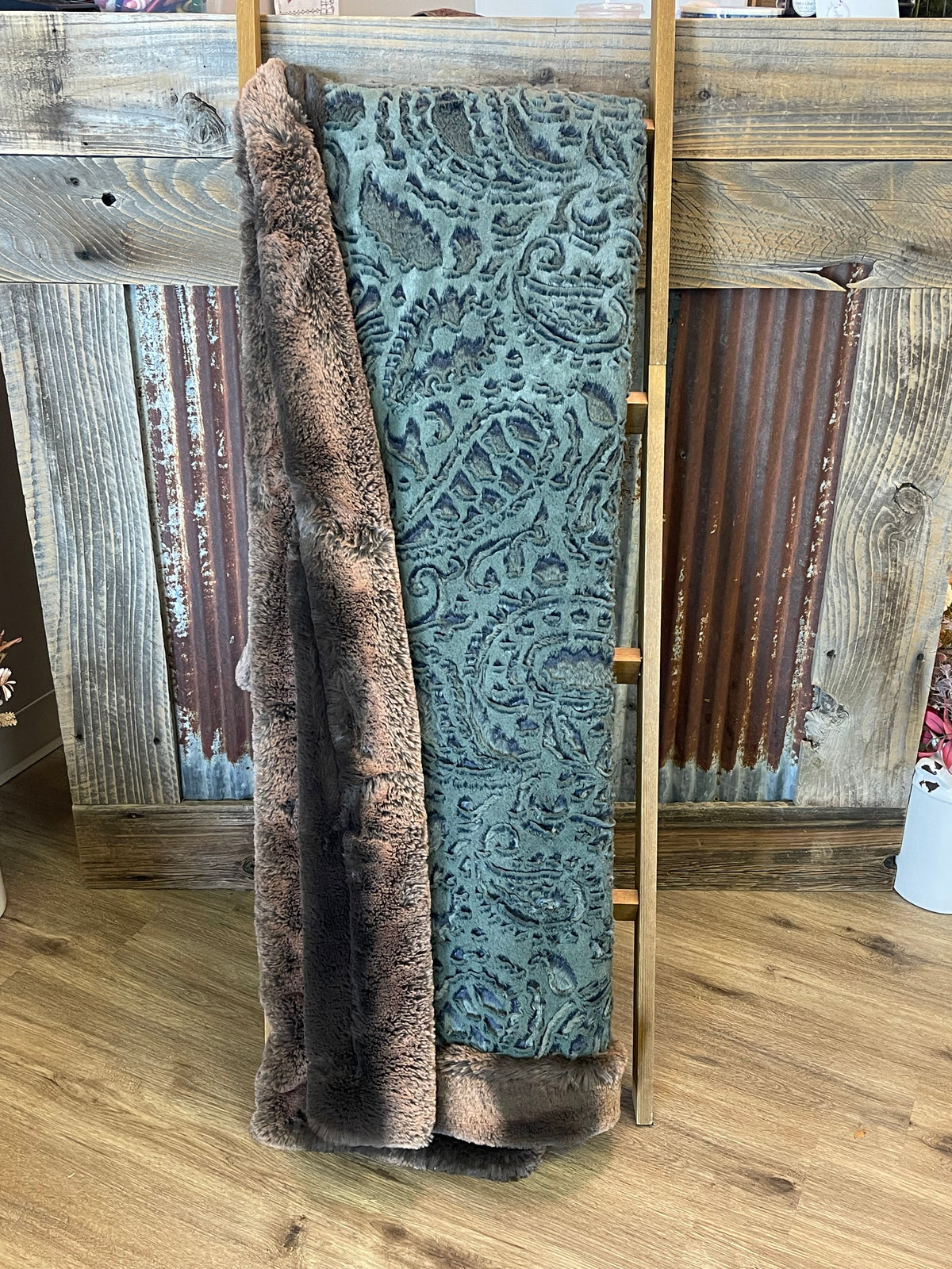 Olive Paisley / Saddle Arctic Chinchilla Adult Blanket