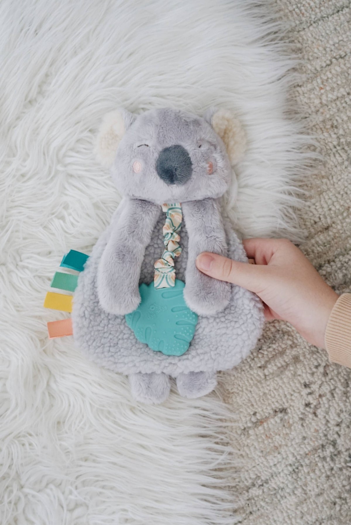 Itzy Friends Lovey™ Plush: Peyton the Sloth