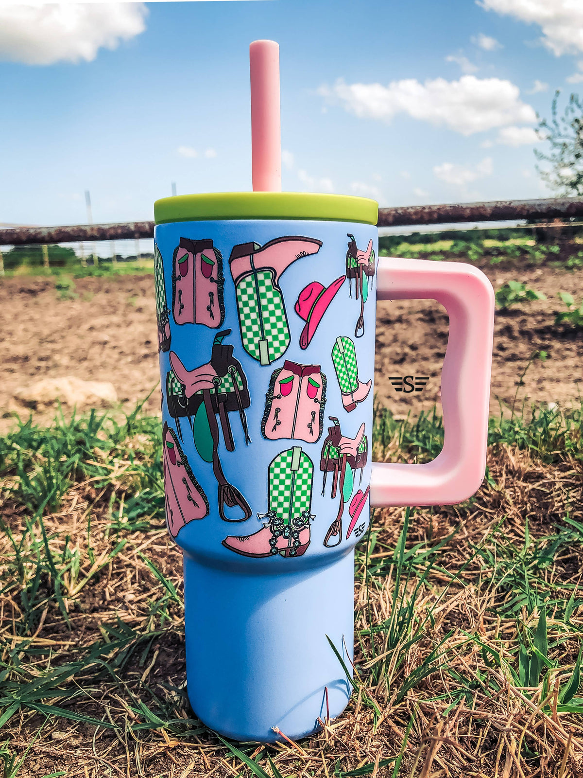 Kids 24oz Western Tumbler: Red Hunting