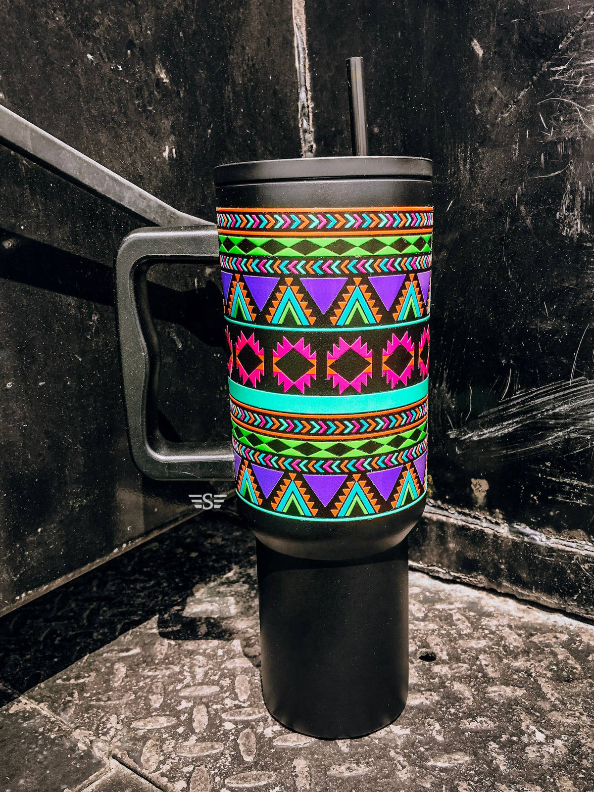 Neon Aztec 40oz Cup