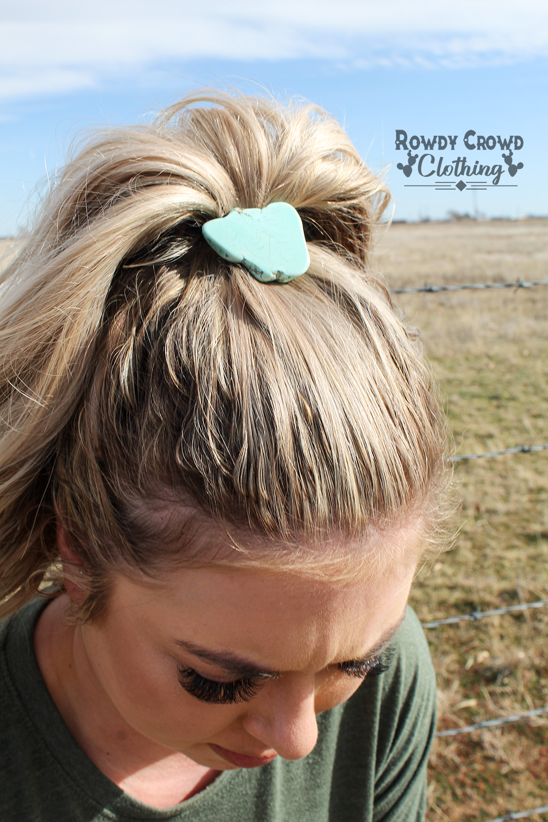 Turquoise Ponytail: Black