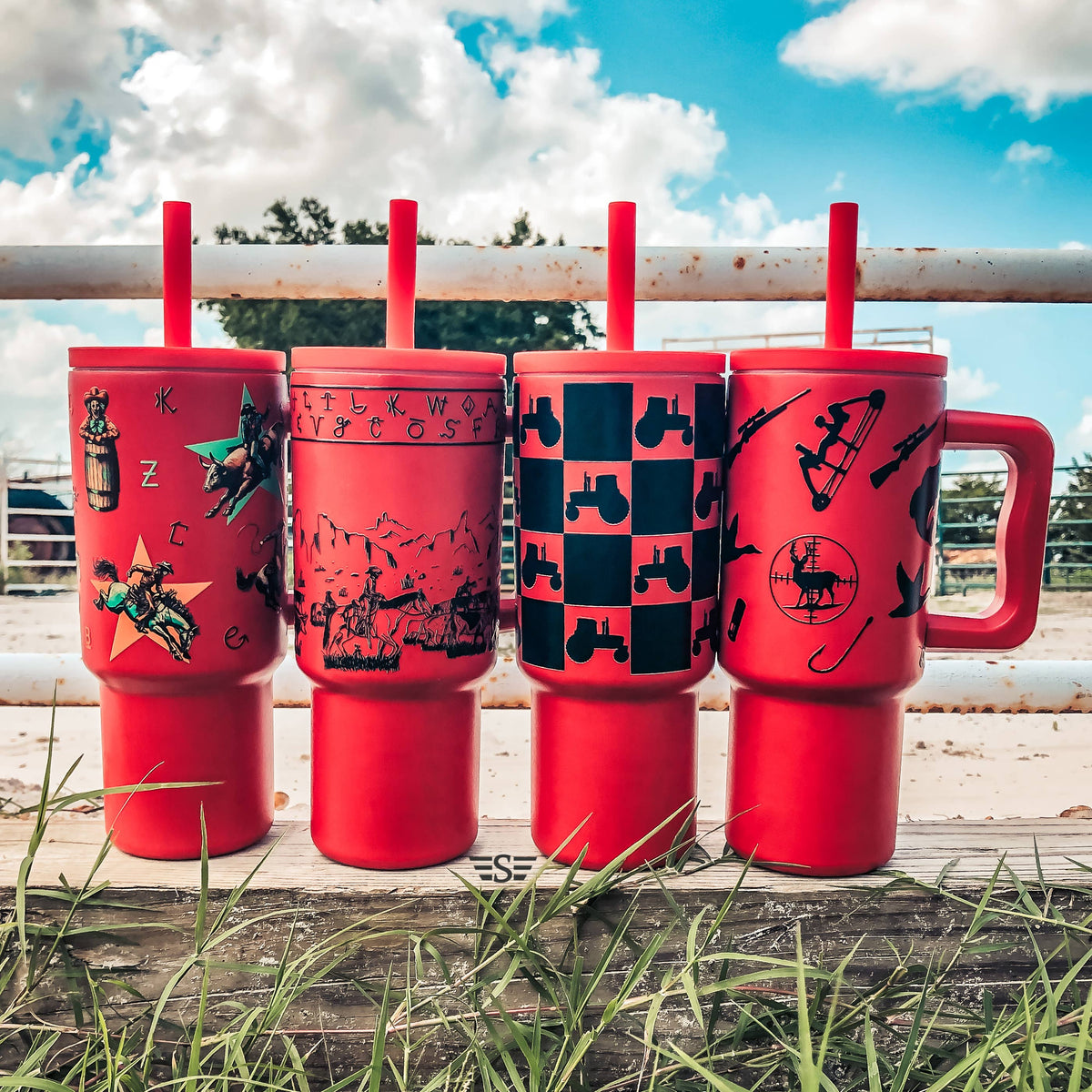 Kids 24oz Western Tumbler: Red Hunting