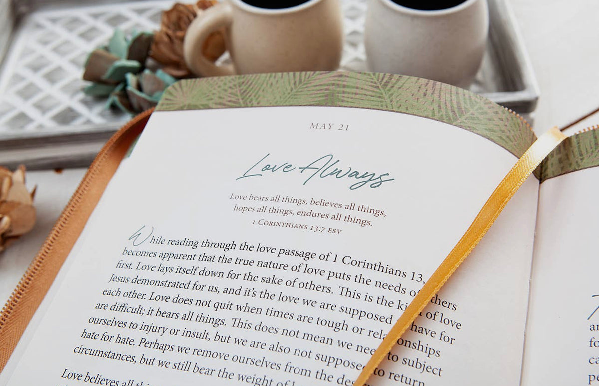Strength for Today for Couples (Ziparound Devotional)